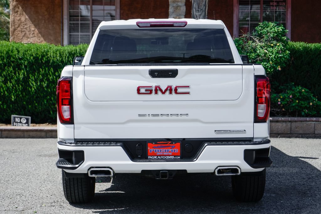 Used 2022 GMC Sierra 1500 Elevation w/ X31 Off-Road Package AWD/4WD image 7