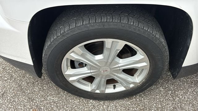 Used 2017 GMC Terrain SLT w/ Open Road Package FWD image 32