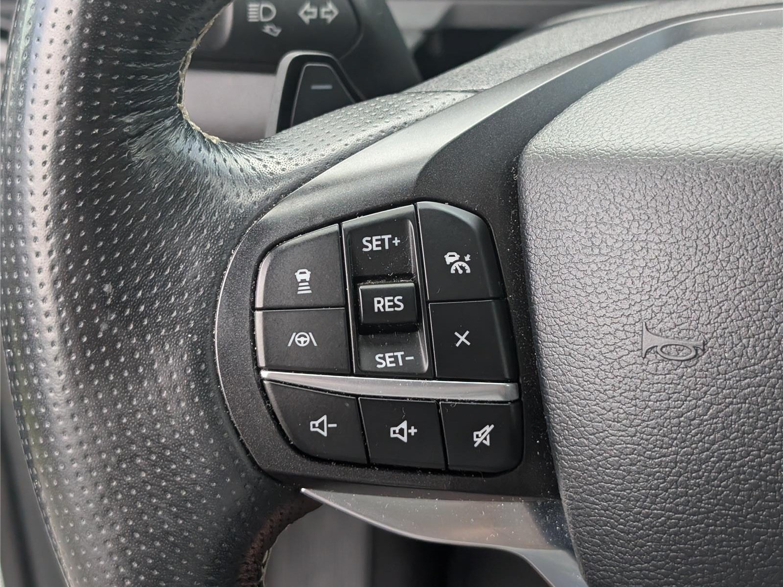Used 2020 Ford Explorer ST w/ ST Street Pack AWD/4WD image 28