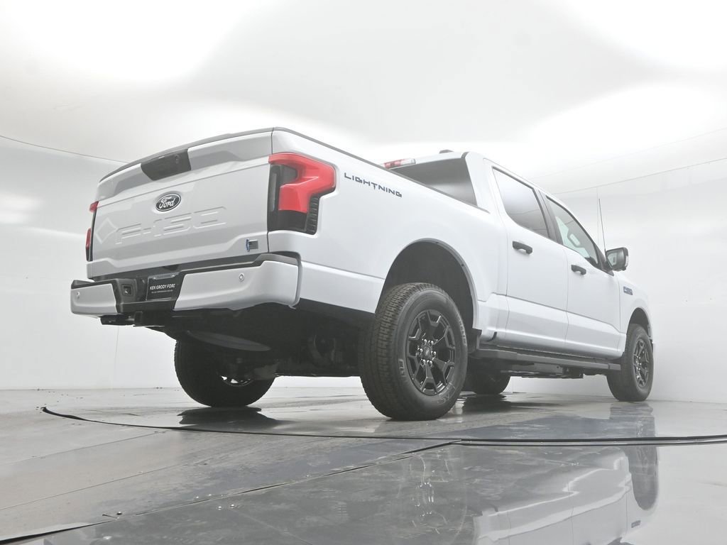 New 2025 Ford F150 Lightning XLT image 49