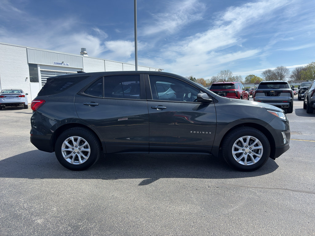 Used 2020 Chevrolet Equinox LS FWD image 4