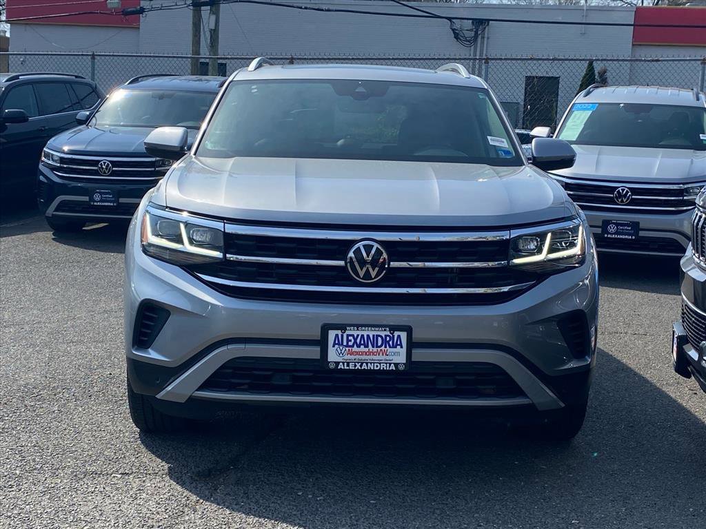 Certified 2023 Volkswagen Atlas SEL AWD/4WD image 5