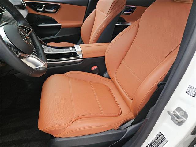 Used 2025 Mercedes-Benz C 300 Sedan image 15
