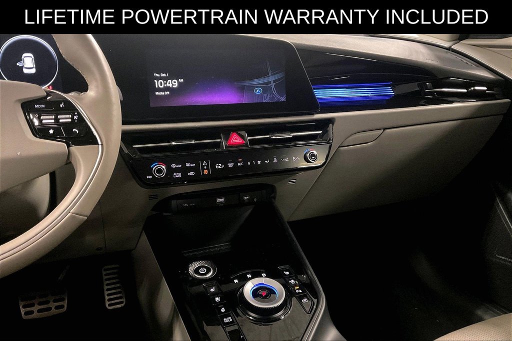 Used 2024 Kia Niro Wave FWD image 8