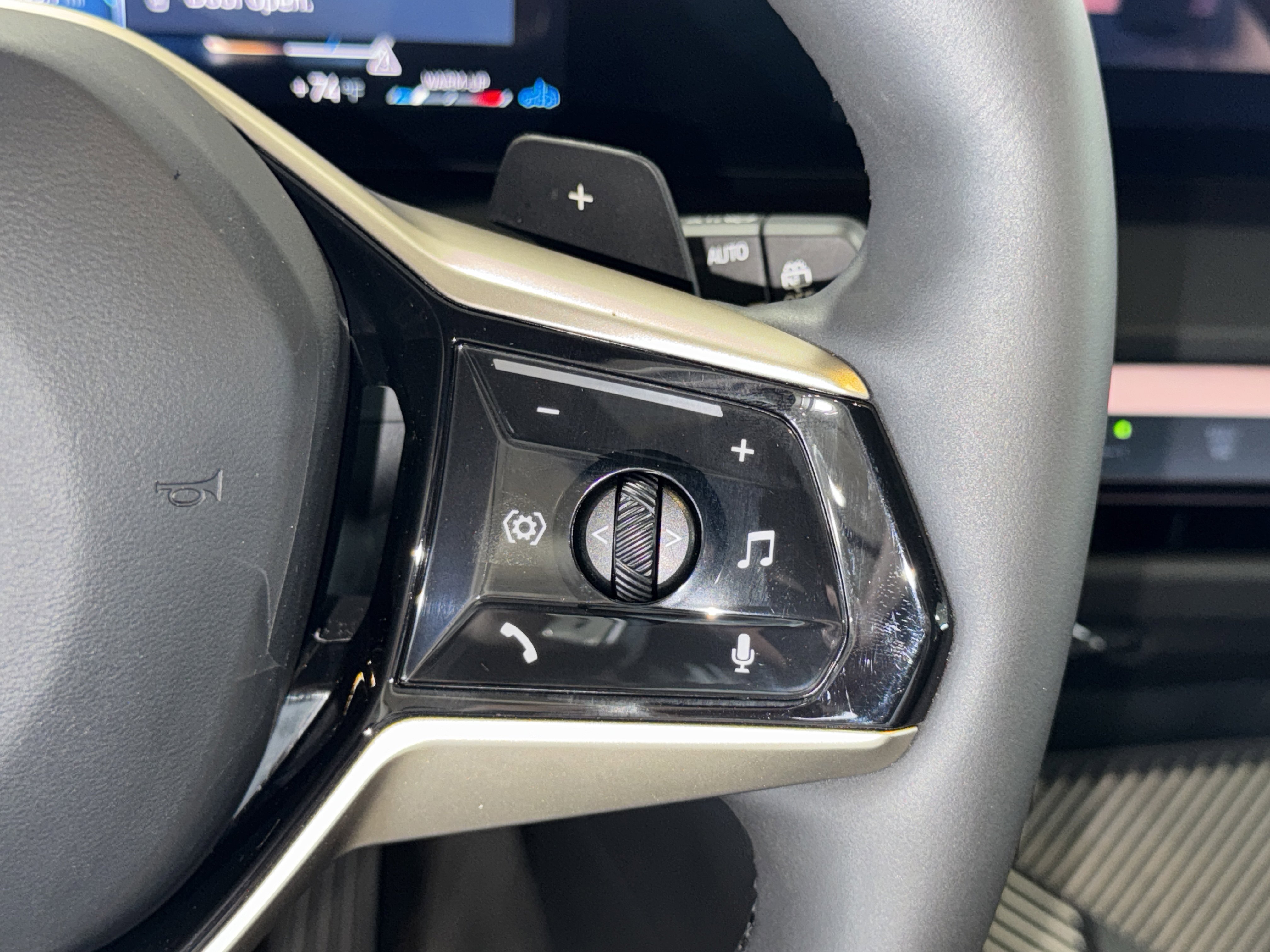 Certified 2025 BMW X3 xDrive30i w/ Premium Package image 23