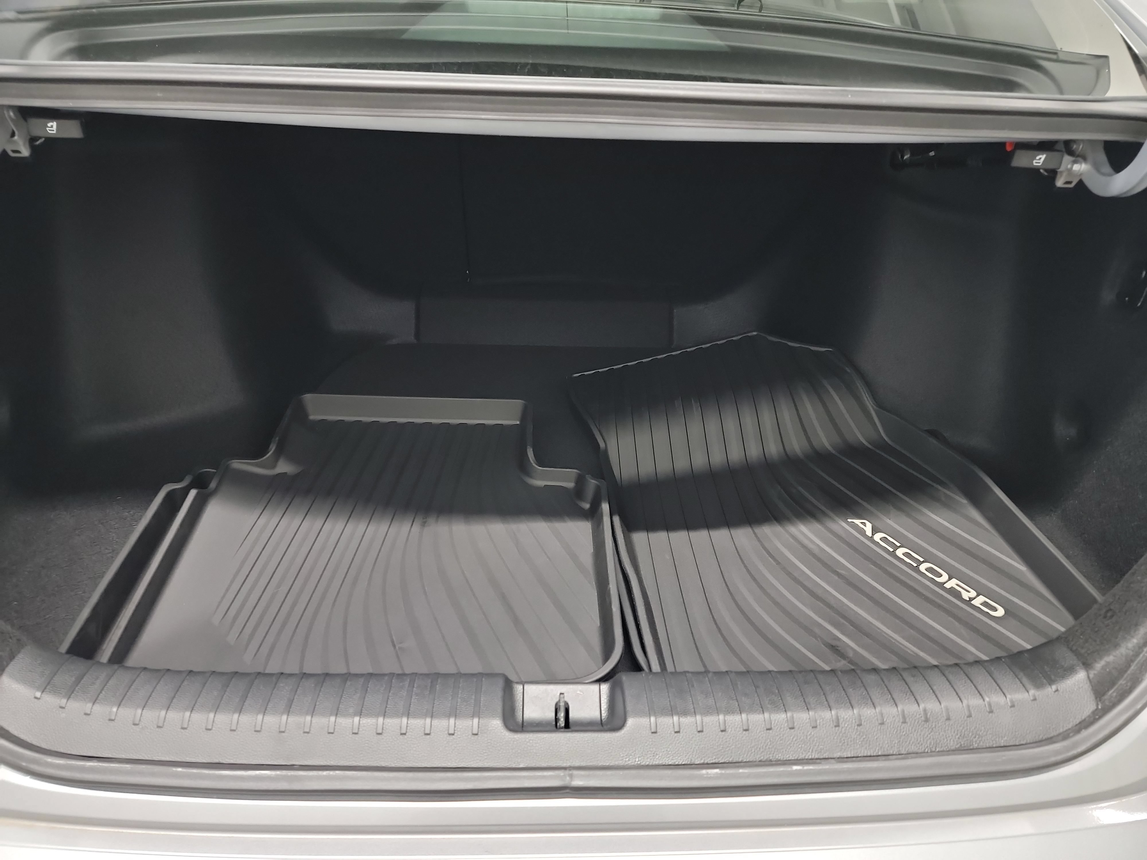 Used 2025 Honda Accord Sport image 26