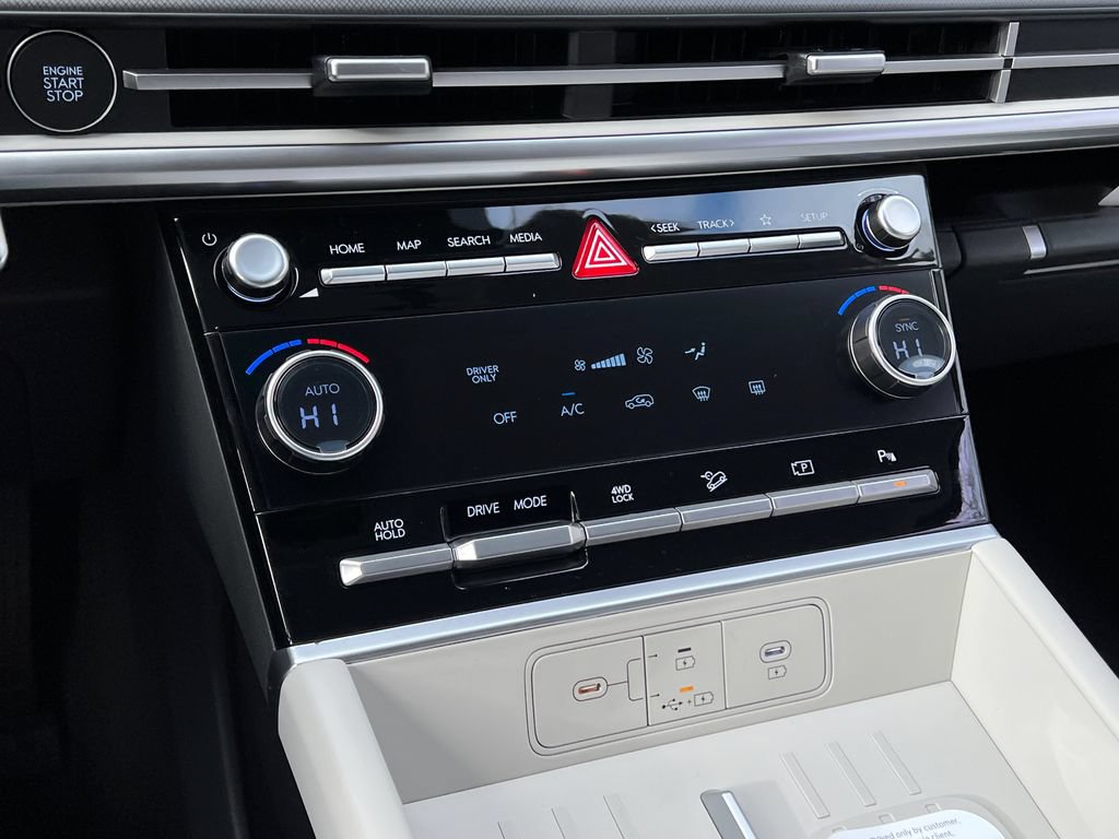New 2026 Hyundai Santa Fe SE AWD/4WD image 15