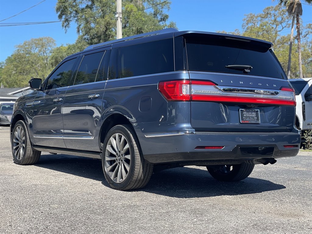 Used 2018 Lincoln Navigator L Select w/ Technology Package RWD image 13