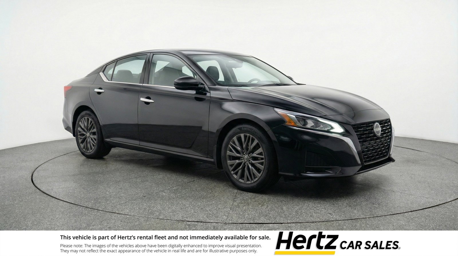 Used 2025 Nissan Altima 2.5 SV image 1