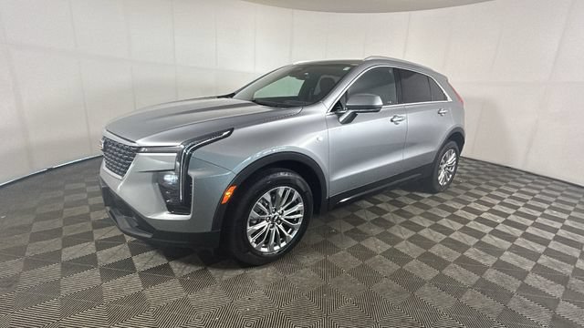 Used 2024 Cadillac XT4 Premium Luxury AWD/4WD image 6
