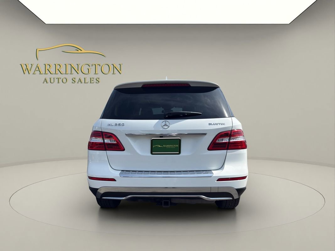 Used 2015 Mercedes-Benz ML 250 BlueTEC 4MATIC image 6