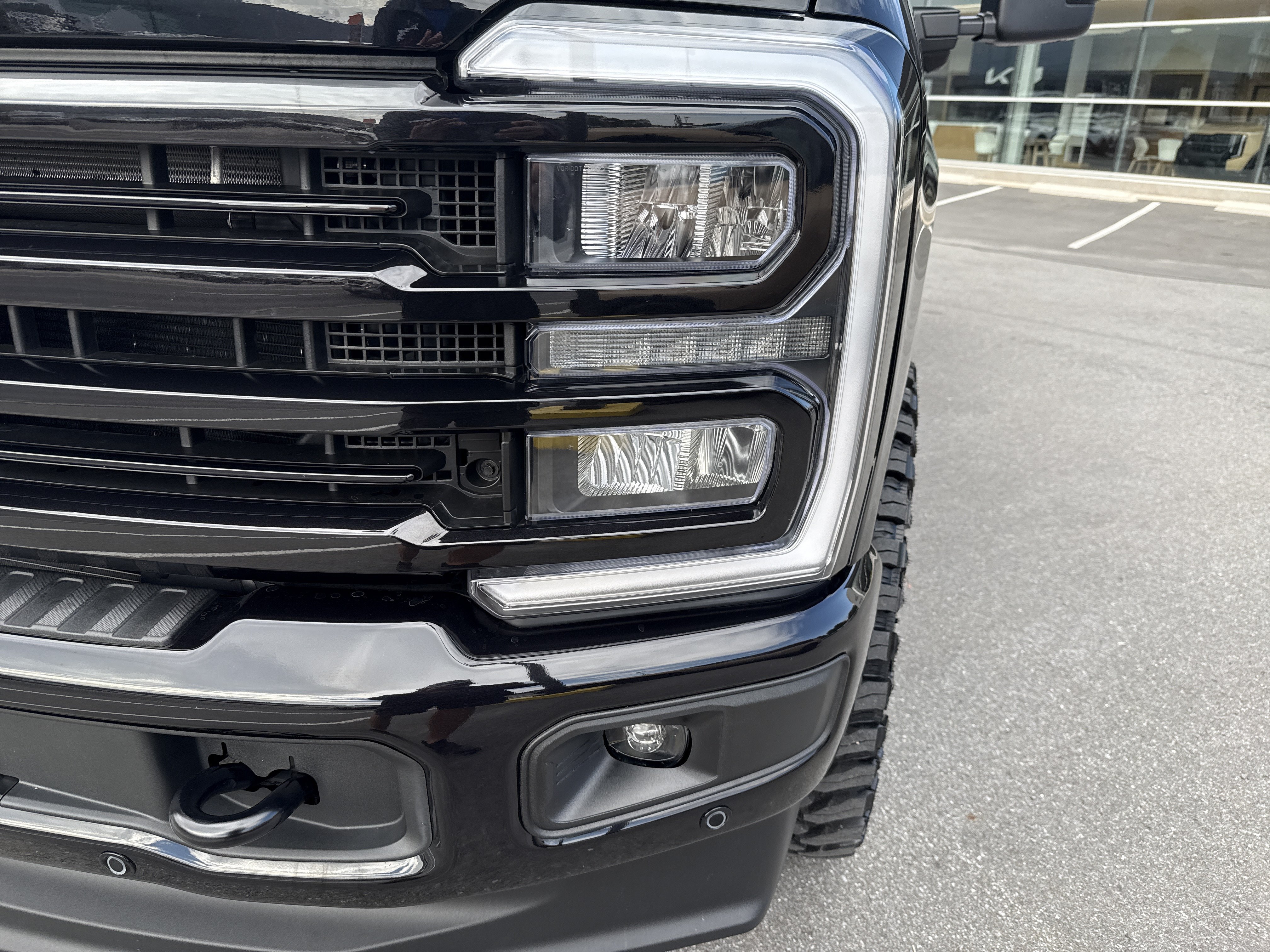 Used 2025 Ford F250 Lariat w/ Lariat Ultimate Package AWD/4WD image 10