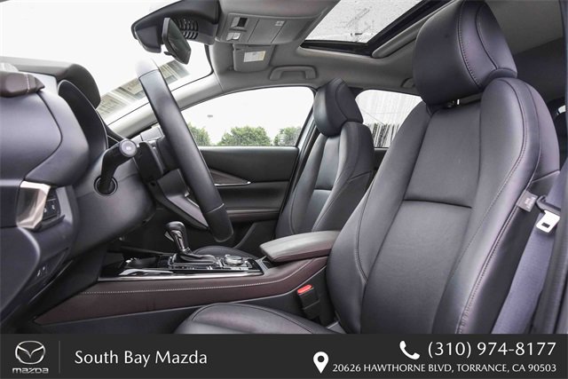 Certified 2025 MAZDA CX-30 AWD 2.5 S w/ Premium Package image 17