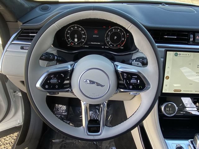New 2025 Jaguar F-PACE R-Dynamic S AWD/4WD image 7