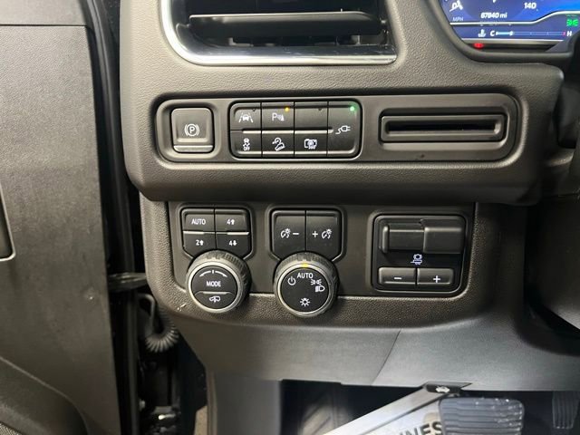 Used 2022 Chevrolet Tahoe Z71 image 15