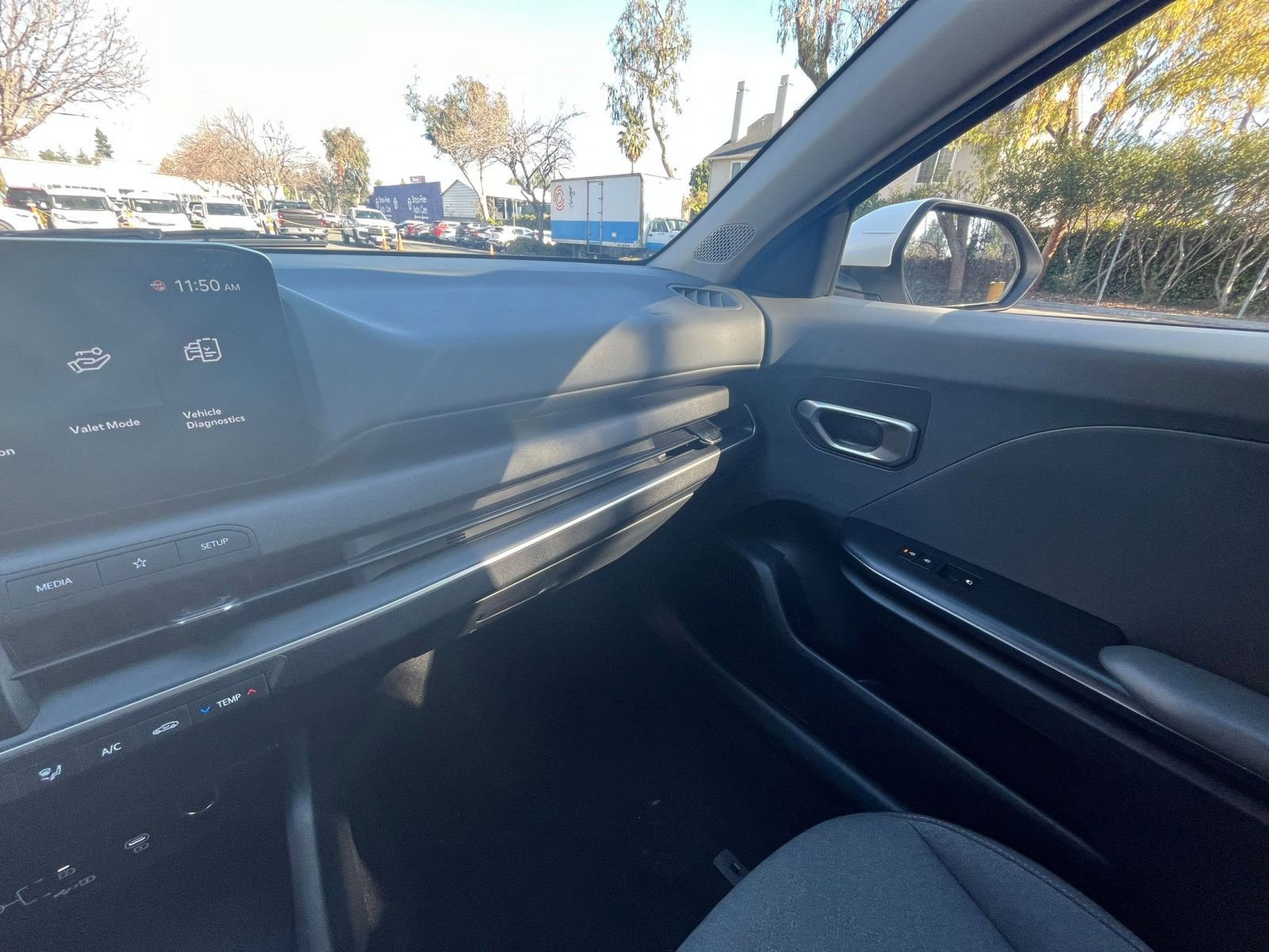 Used 2025 Kia K4 FWD image 34