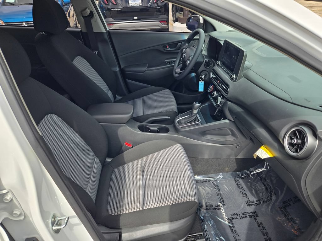 Used 2022 Hyundai Kona SE AWD/4WD image 10