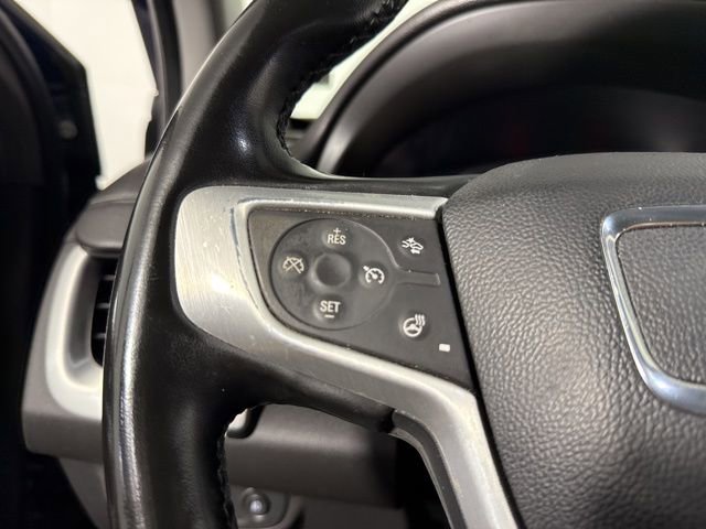 Used 2023 GMC Terrain SLT image 31