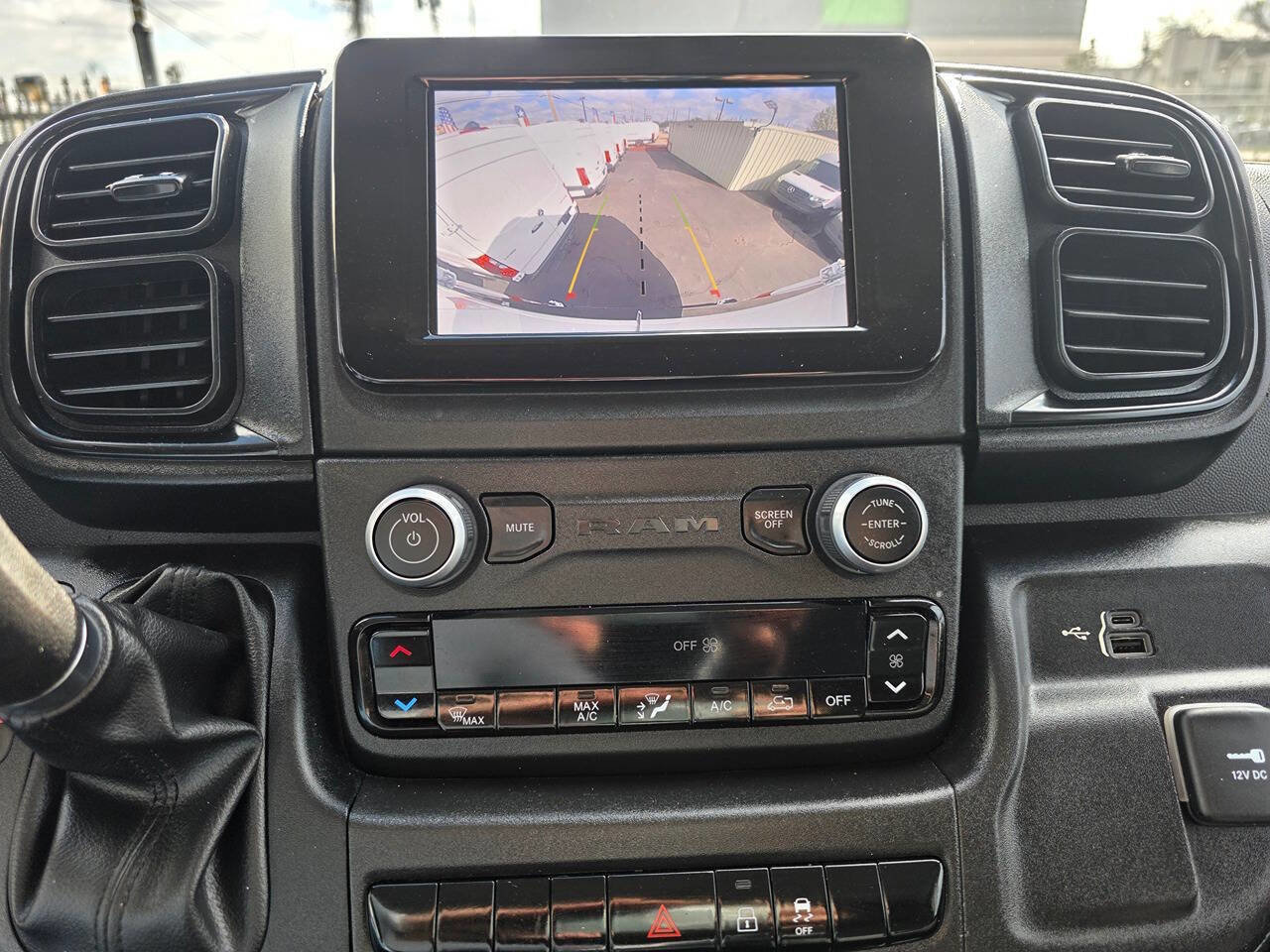 Used 2023 RAM ProMaster 2500 image 8