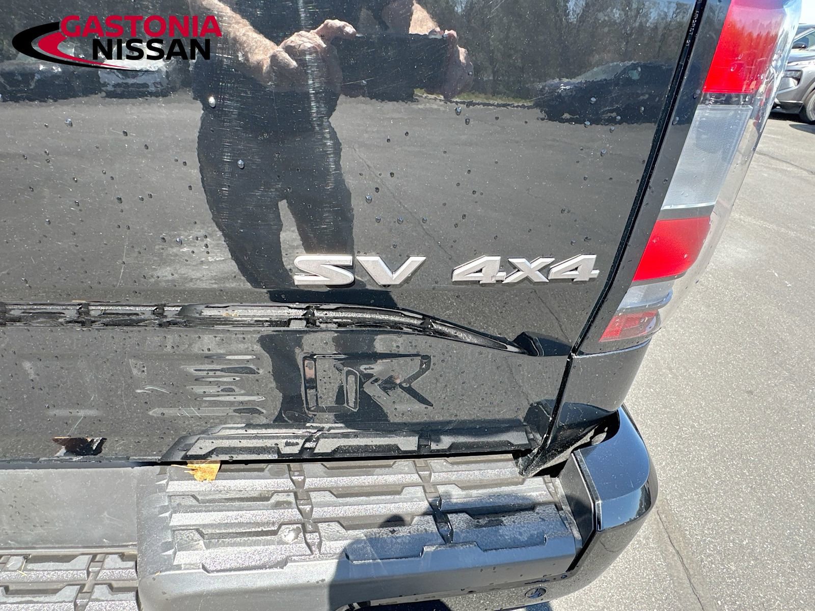 Used 2022 Nissan Frontier SV w/ Technology Package image 34