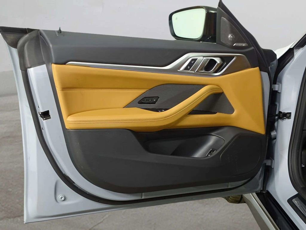 Used 2023 BMW i4 eDrive40 w/ M Sport Package image 32