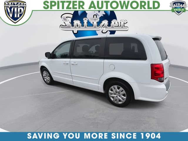 Used 2017 Dodge Grand Caravan SE image 7