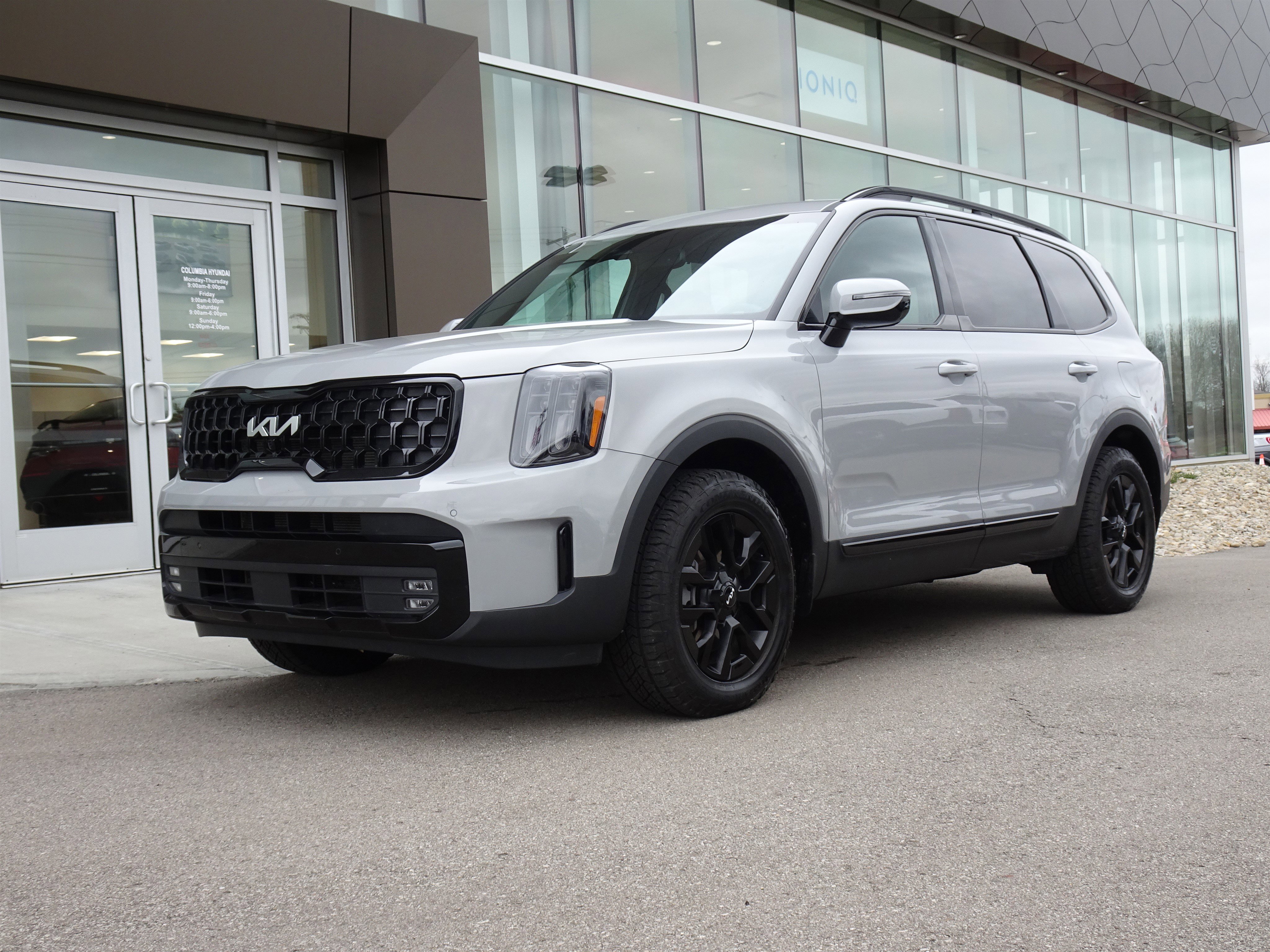 Used 2024 Kia Telluride SX X-Pro image 1