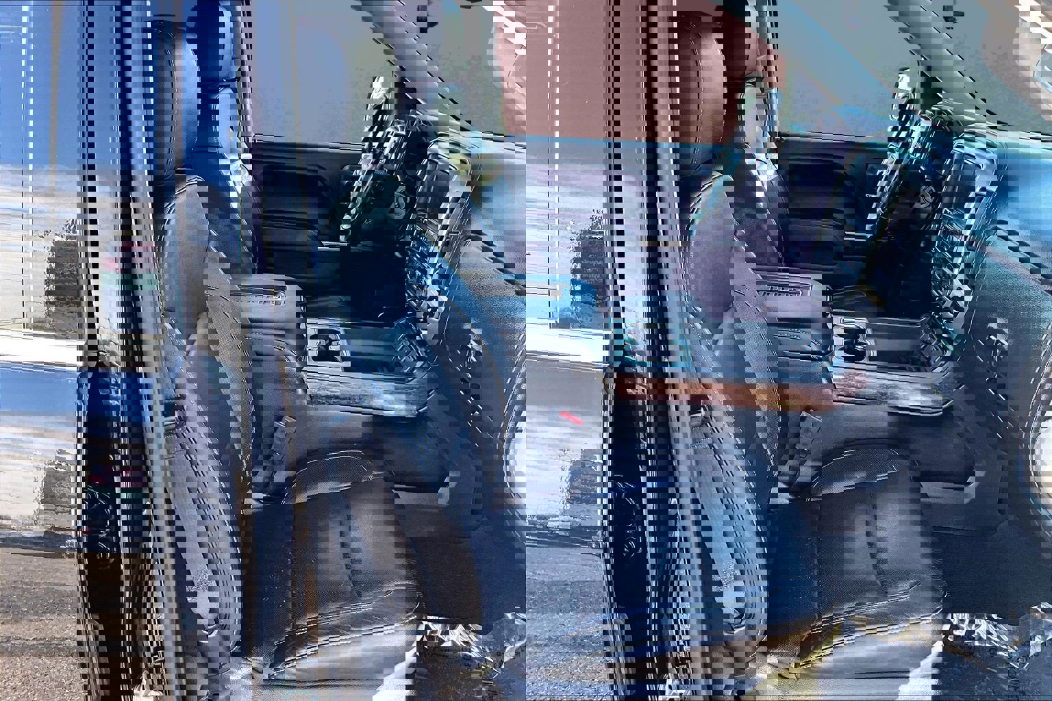 Used 2018 GMC Sierra 1500 SLT image 7