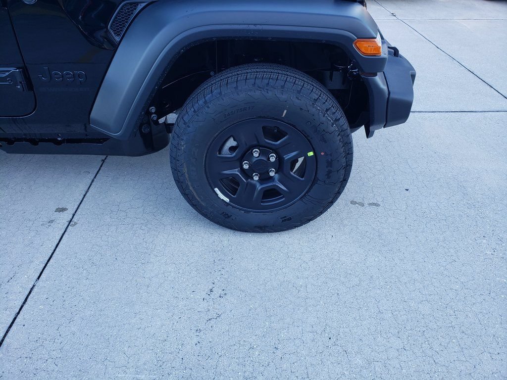 New 2026 Jeep Wrangler Sport AWD/4WD image 9