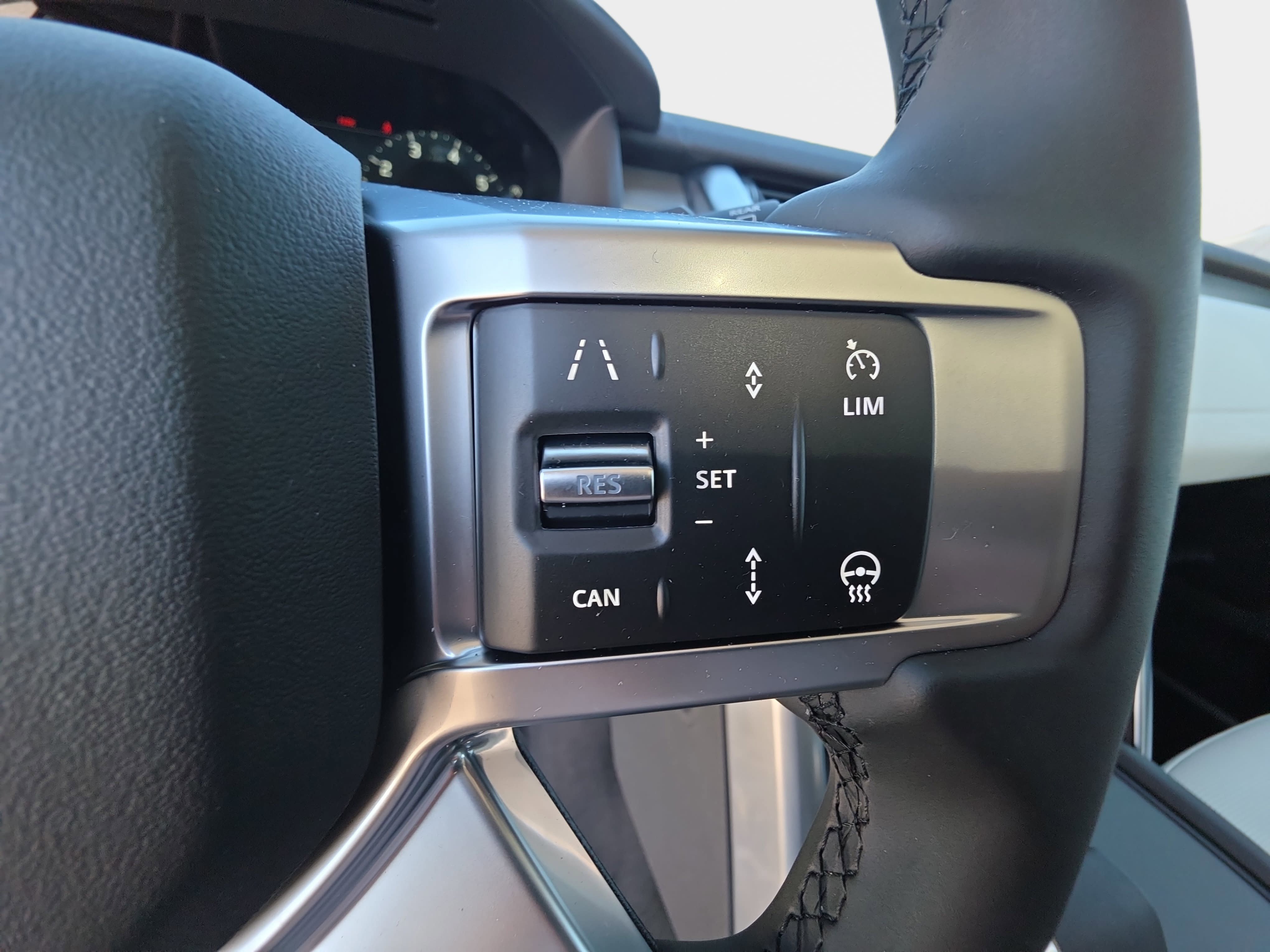 New 2026 Land Rover Discovery Dynamic SE AWD/4WD image 20