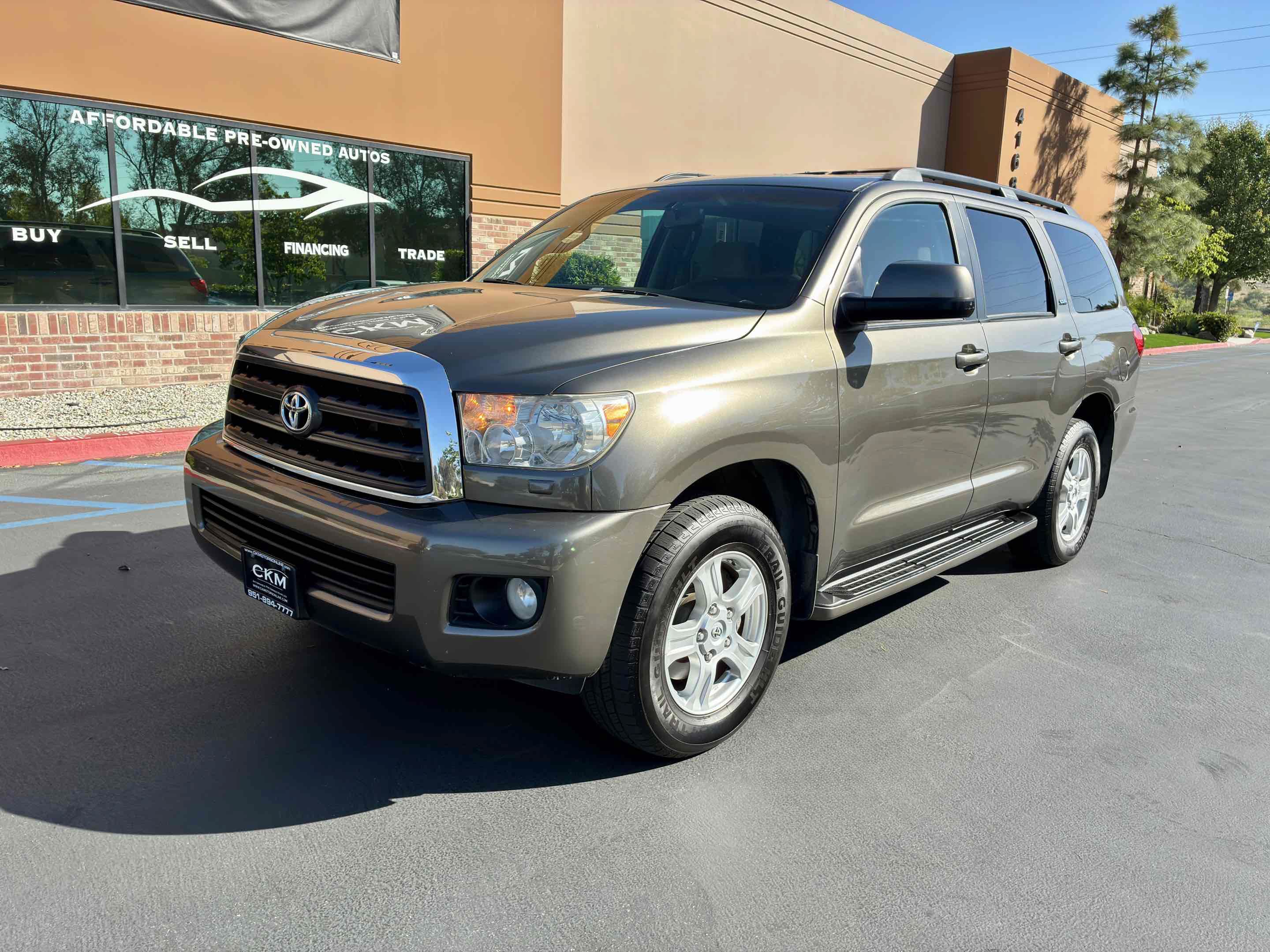 Used 2008 Toyota Sequoia SR5 RWD image 4