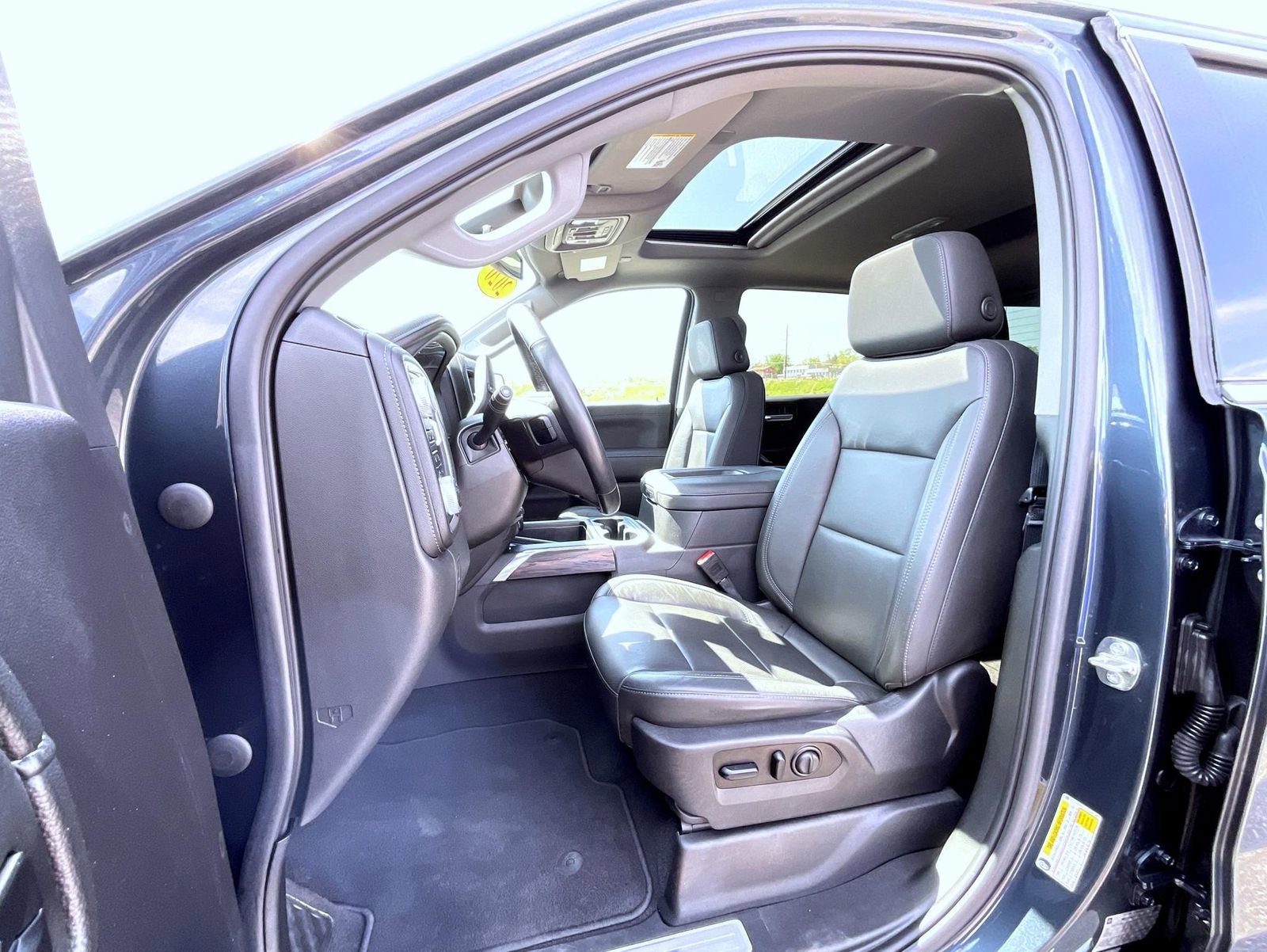 Used 2020 GMC Sierra 1500 SLT w/ SLT Premium Plus Package image 10