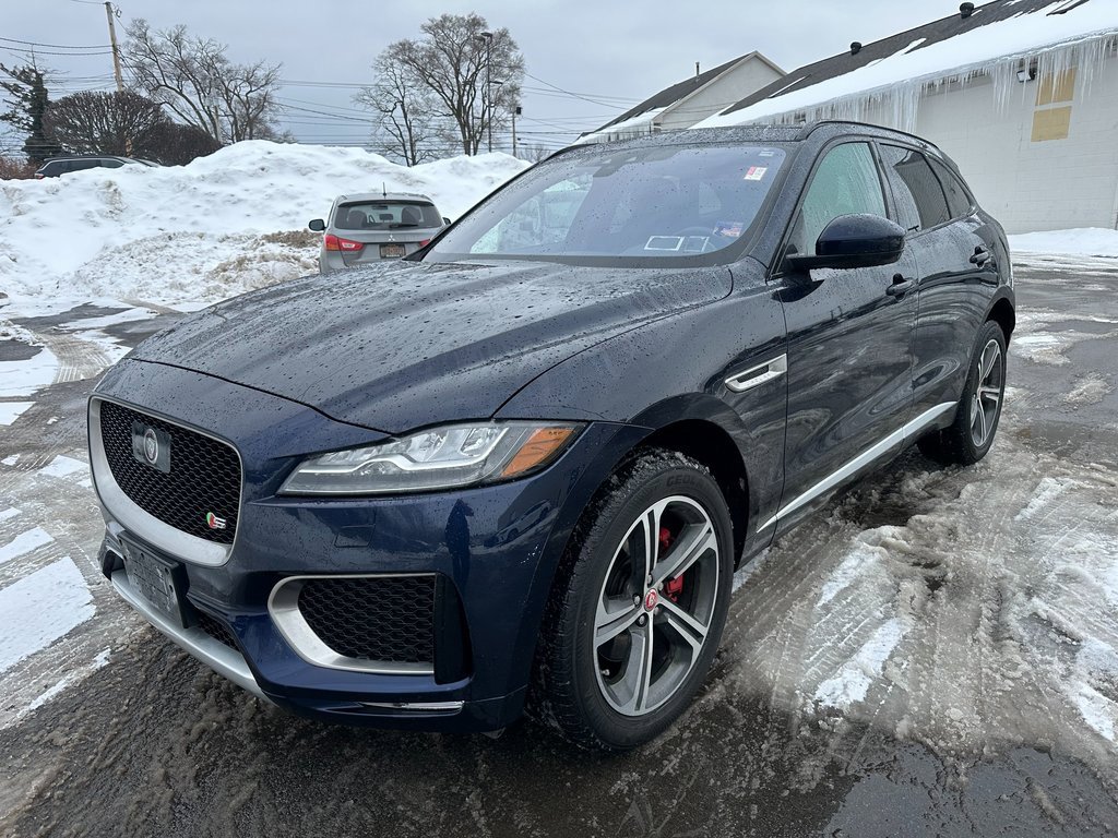 Used 2020 Jaguar F-PACE S image 10