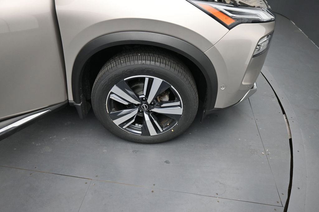Used 2023 Nissan Rogue Platinum w/ Platinum Premium Package AWD/4WD image 11