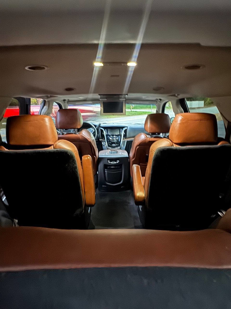 Used 2016 Cadillac Escalade Premium image 10