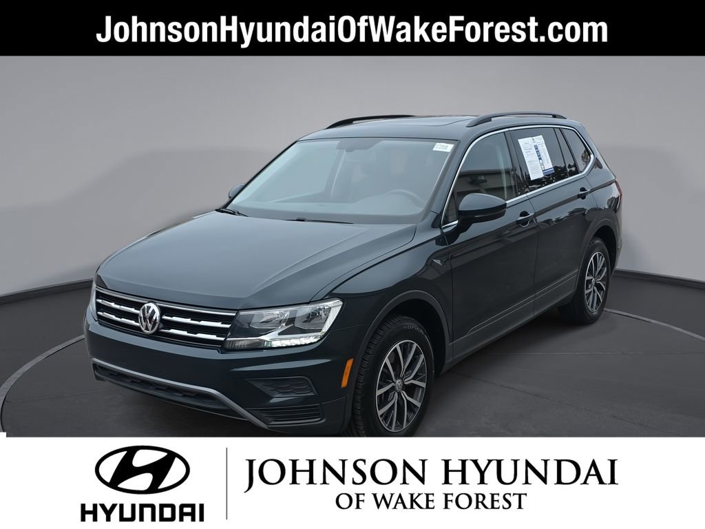 Used 2019 Volkswagen Tiguan SE w/ Panoramic Sunroof Package