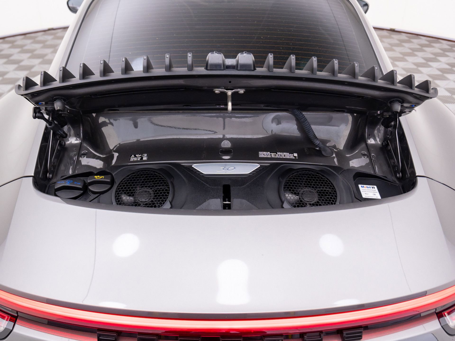 Certified 2024 Porsche 911 Carrera RWD image 30