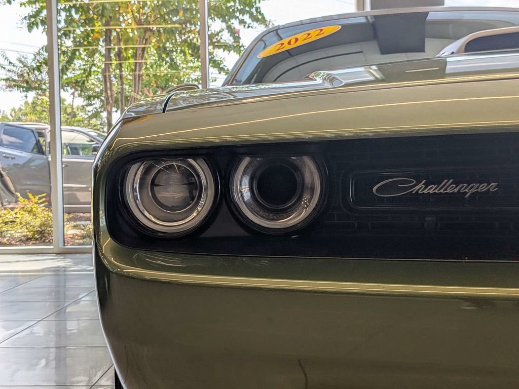 Used 2022 Dodge Challenger R/T Scat Pack w/ Shaker Package RWD image 9