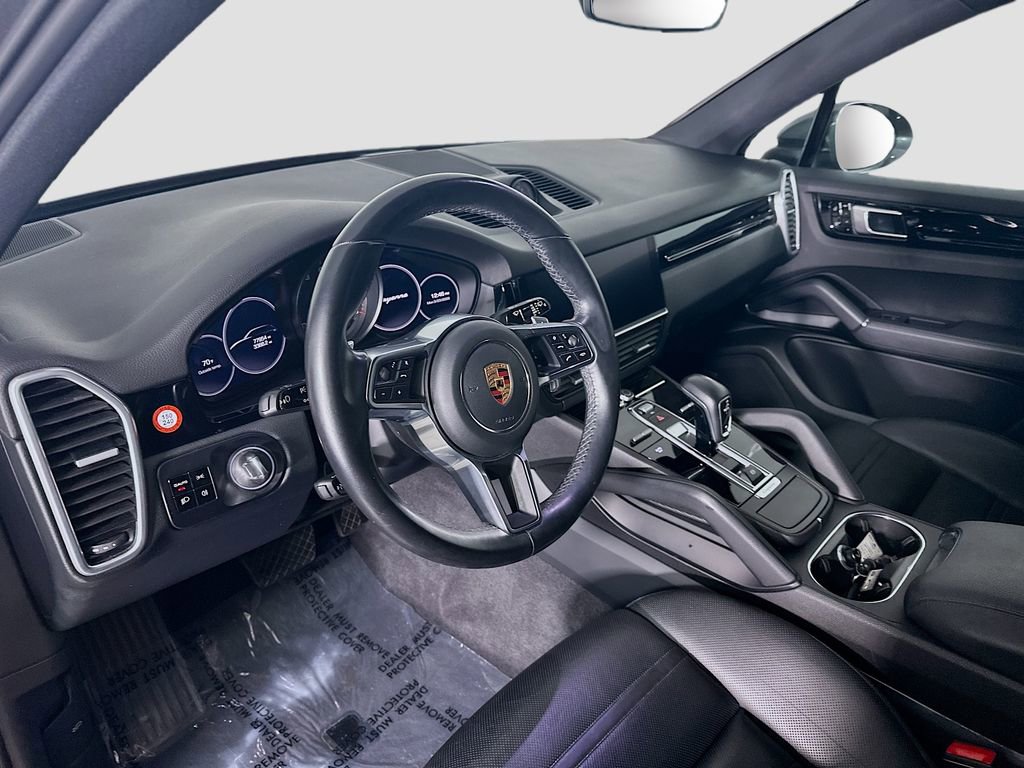 Used 2020 Porsche Cayenne image 4