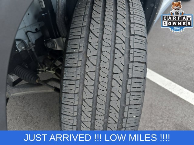 Used 2023 Jeep Grand Cherokee Laredo AWD/4WD image 20