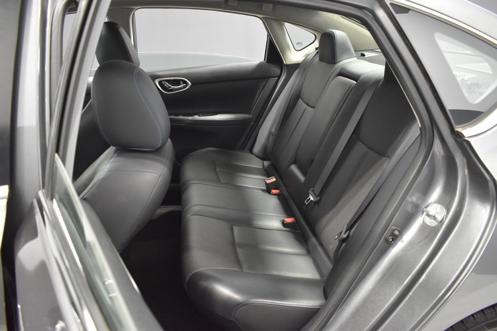 Used 2017 Nissan Sentra SR w/ SR Premium Technology Package FWD image 31