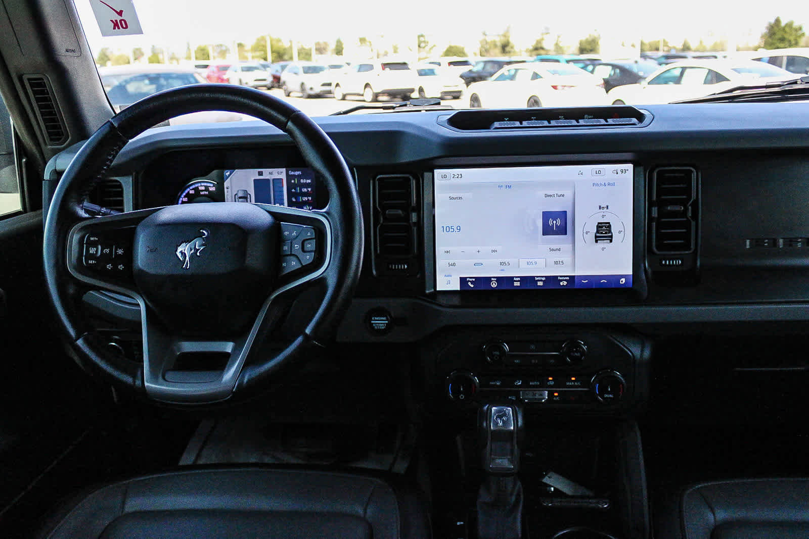 Used 2022 Ford Bronco Everglades image 13