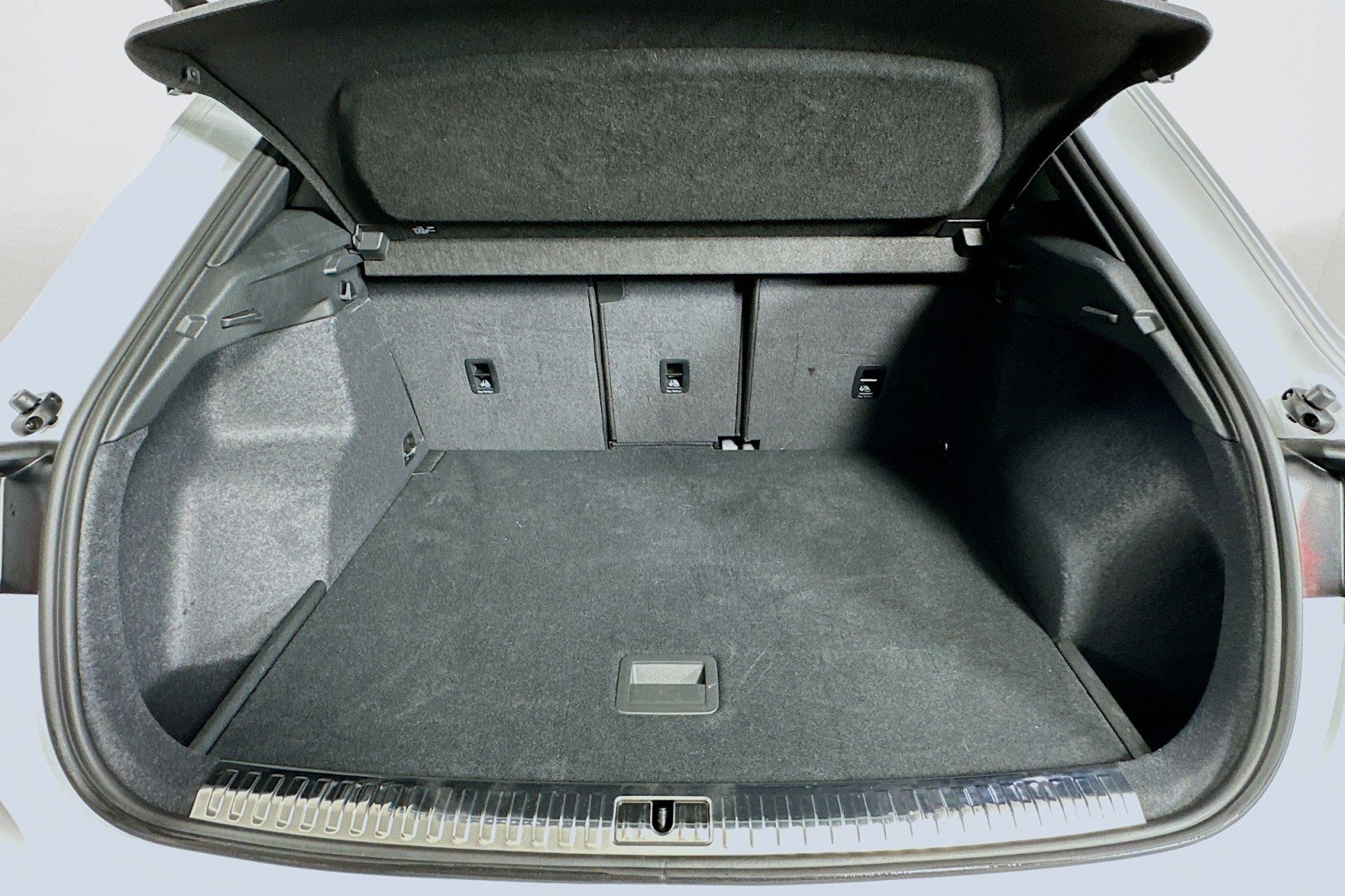 Used 2025 Audi Q3 2.0T Premium w/ Convenience Package image 22