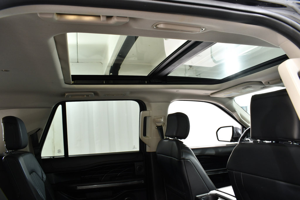 Used 2021 Ford Expedition Max Platinum AWD/4WD image 18