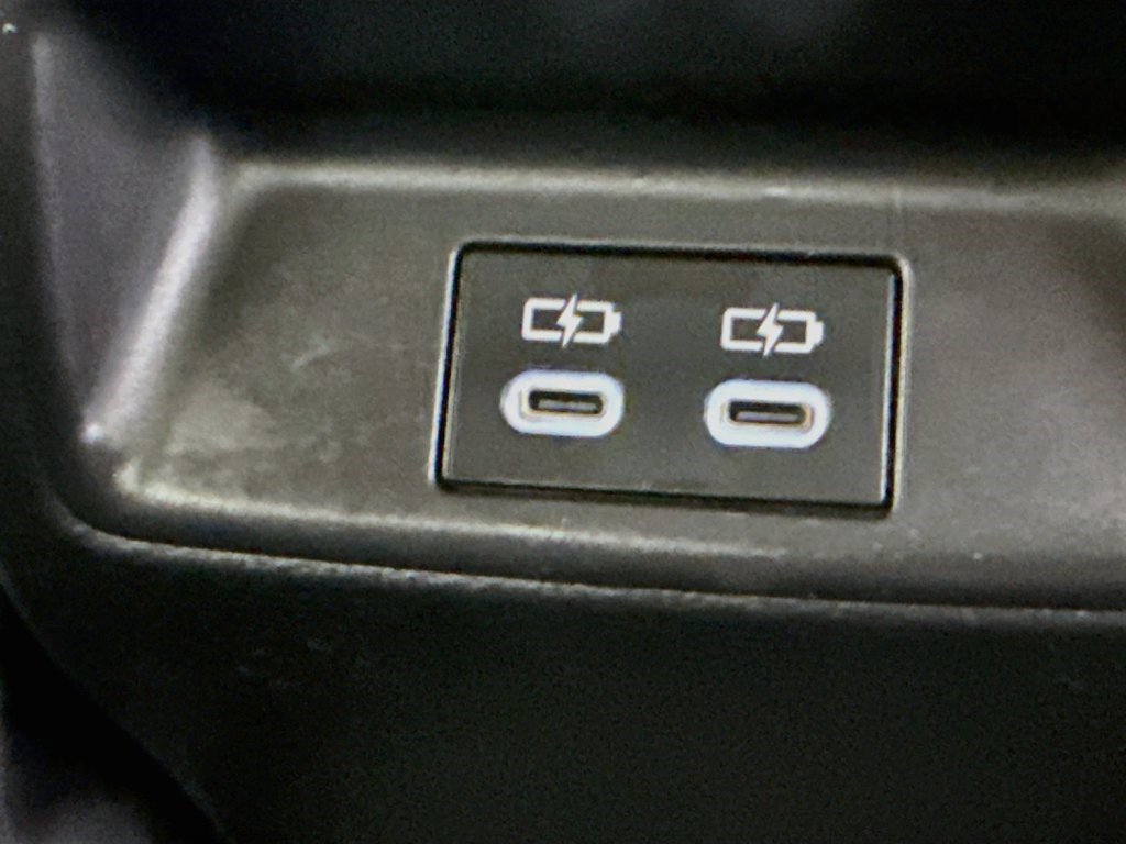 Used 2023 Toyota Corolla LE FWD image 39
