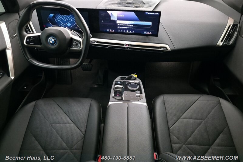 Used 2024 BMW iX xDrive50 w/ Premium Package AWD/4WD image 28