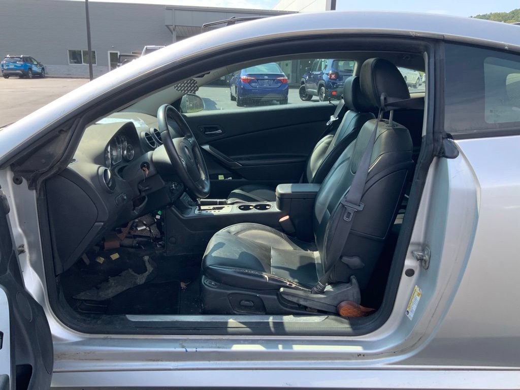 Used 2009 Pontiac G6 GXP w/ Sun And Sound Package FWD image 8