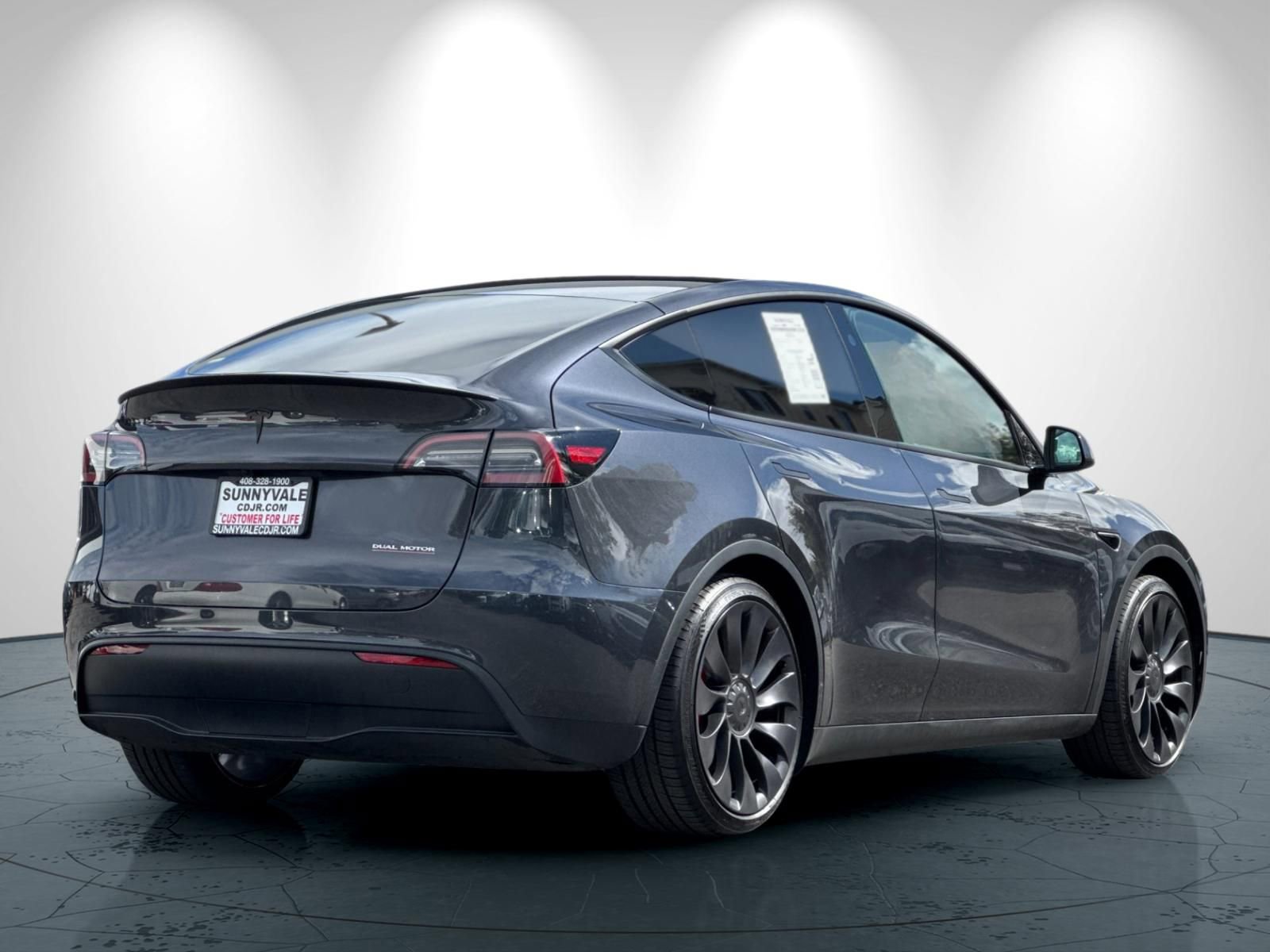 Used 2024 Tesla Model Y Performance image 4