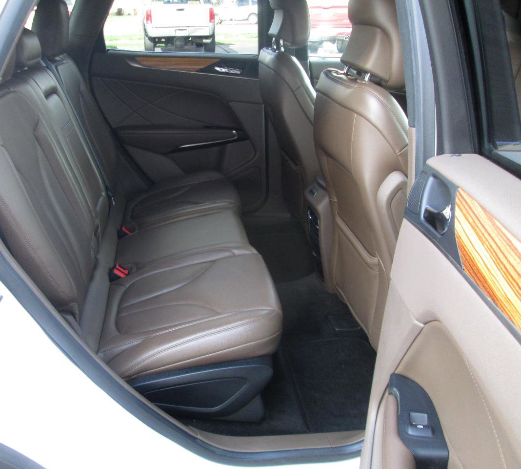 Used 2016 Lincoln MKC Reserve w/ Lincoln MKC Climate Package image 16