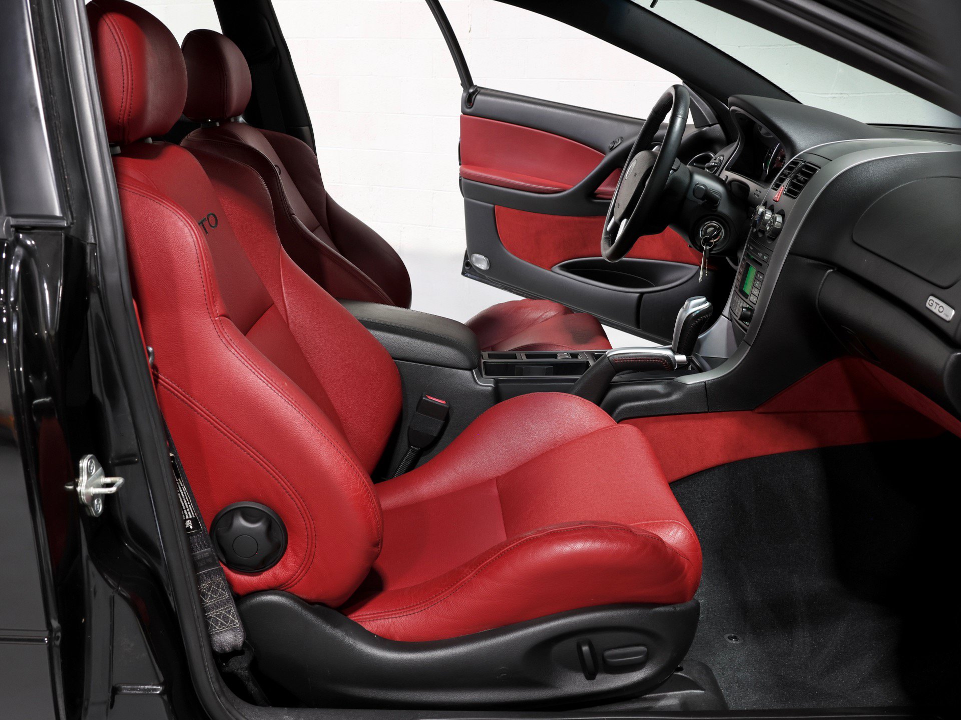 Used 2004 Pontiac GTO RWD image 49